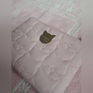 Betsey Johnson - Pink cat clutch